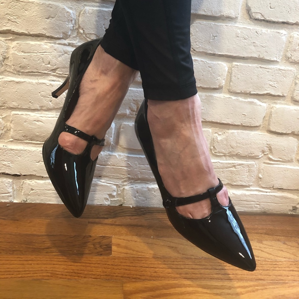 Boden 60’s T-Strap Patent Leather Shoes Sz 10
